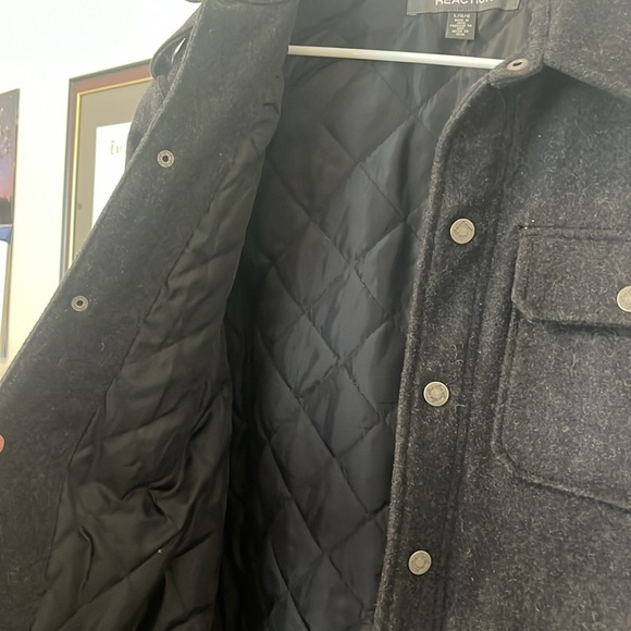 Men’s Kenneth Cole reaction, size large, winter coat - Picture 3 of 4